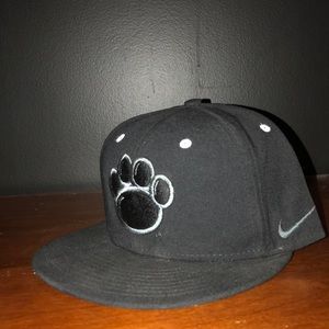 Nike Paw print hat
